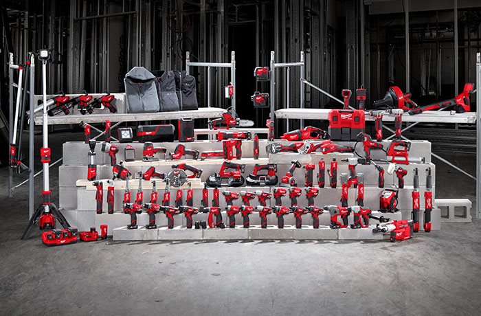 UNE BATTERIE POUR PLUS DE 120 OUTILS